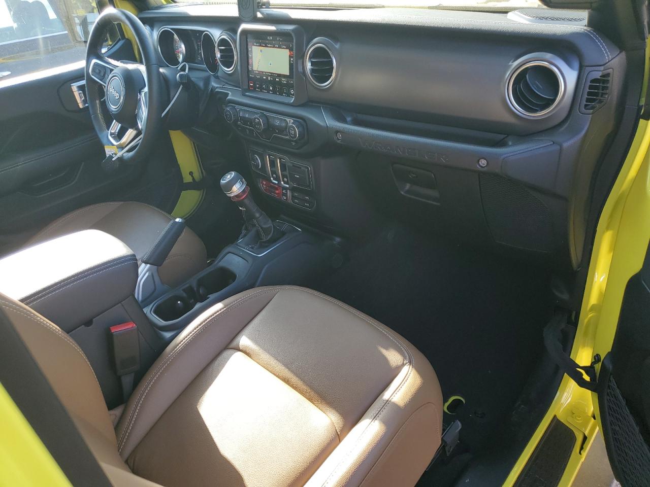 Jeep Wrangler Rubicon Image 11