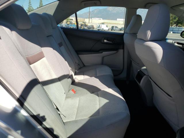 Toyota Camry Base Image 10