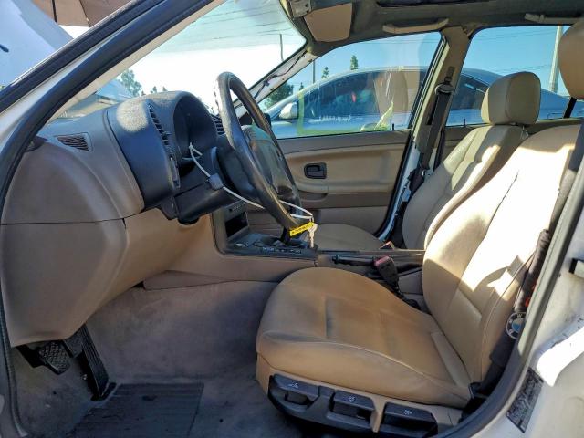 BMW 3 Series I Image 5