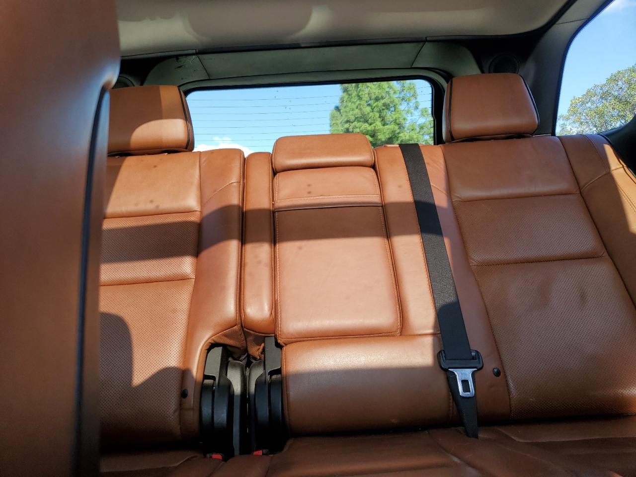 Jeep Grand Cherokee Overland Image 4