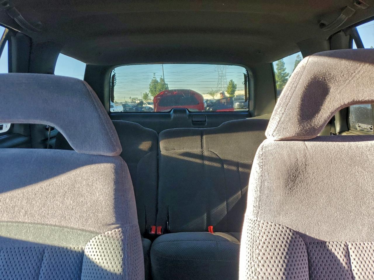 Chevrolet Blazer Image 4