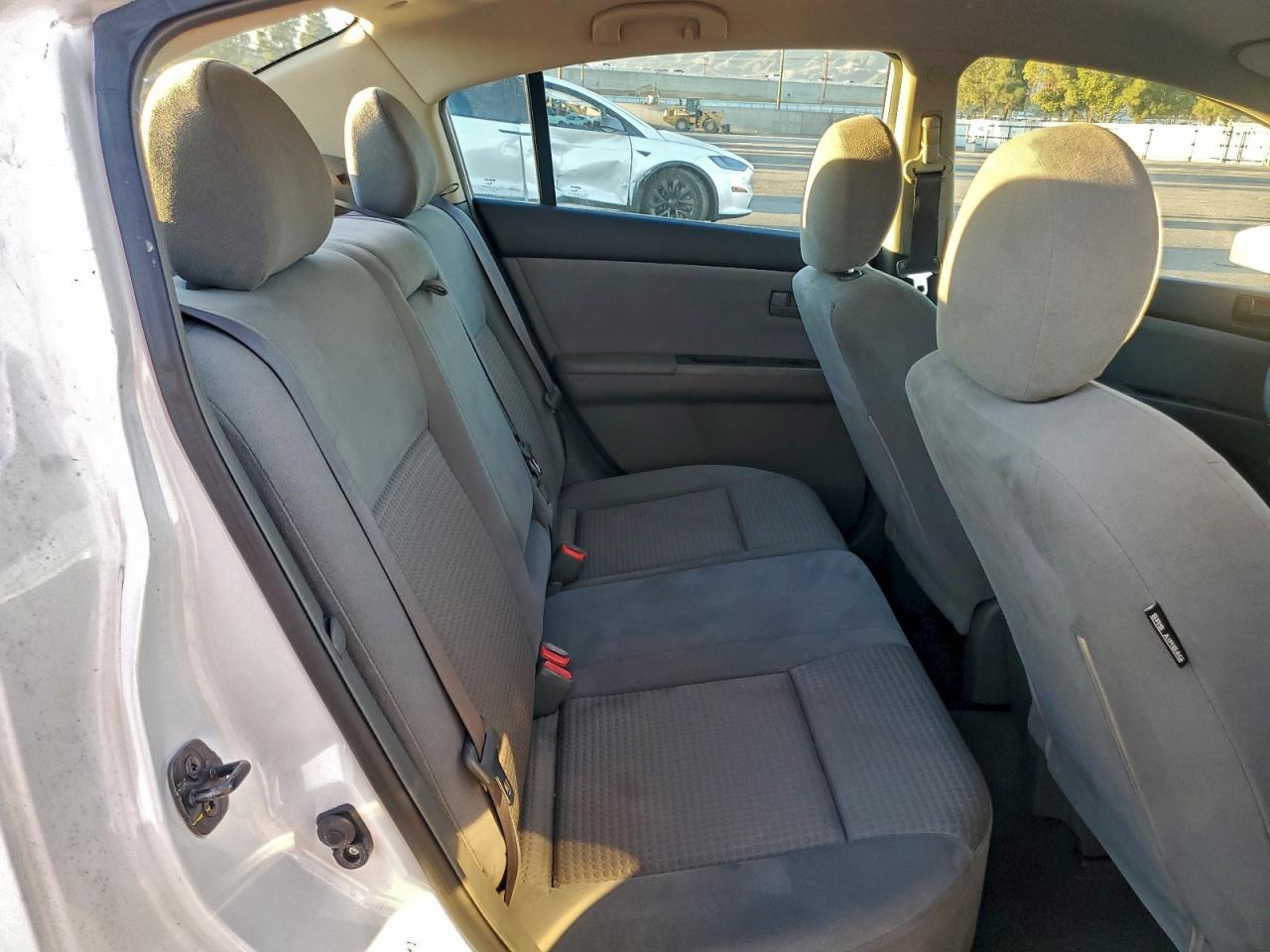 Nissan Sentra 2.0 Image 10