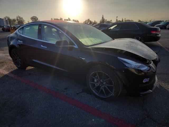 Tesla Model 3 Image 4