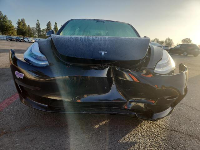 Tesla Model 3 Image 6