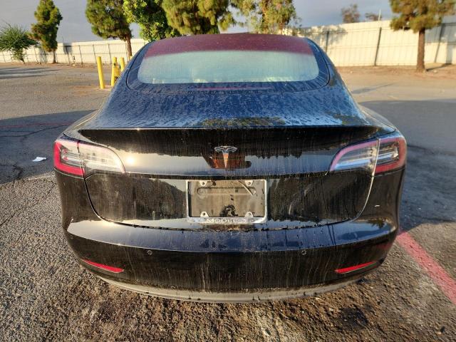Tesla Model 3 Image 9