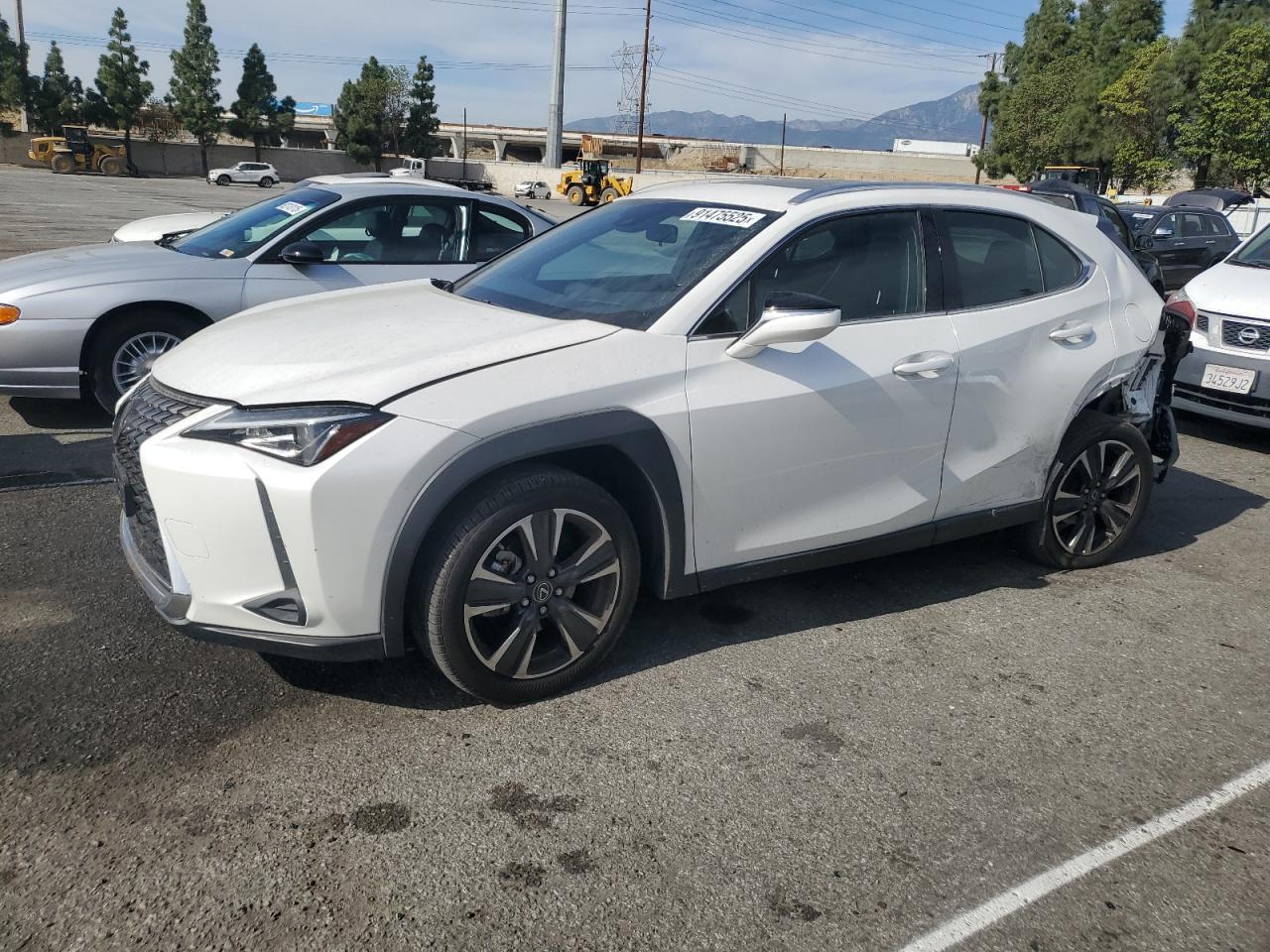Lexus Ux 200 Image 1