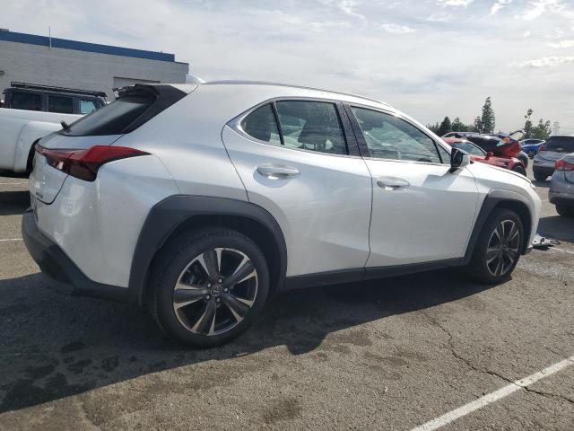 Lexus Ux 200 Image 2