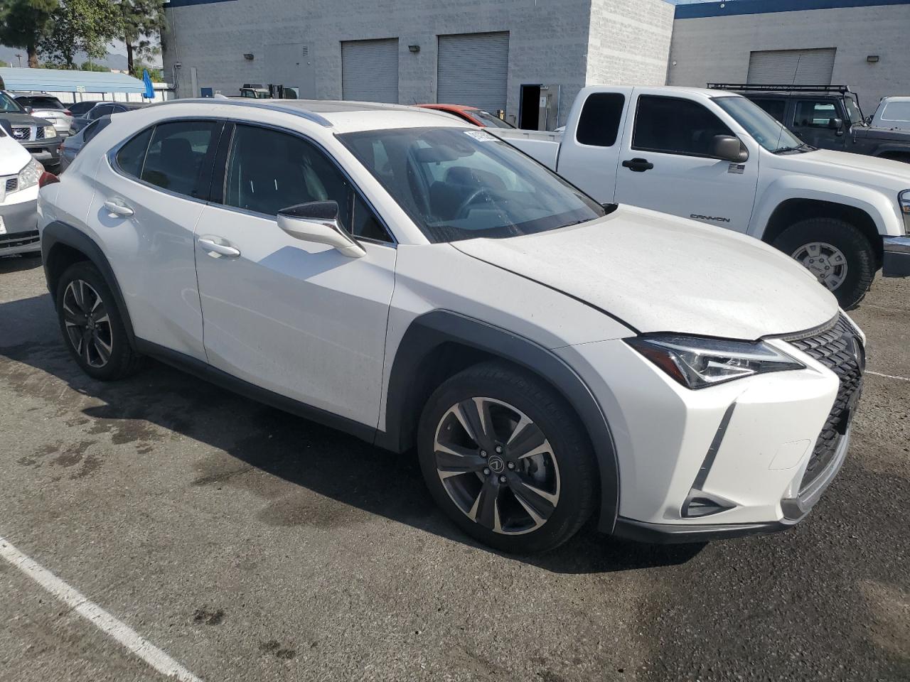 Lexus Ux 200 Image 5
