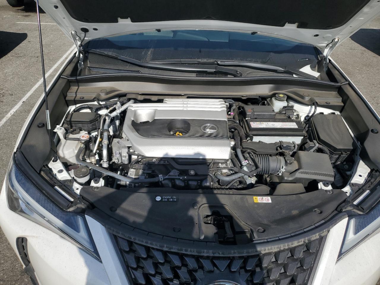 Lexus Ux 200 Image 11