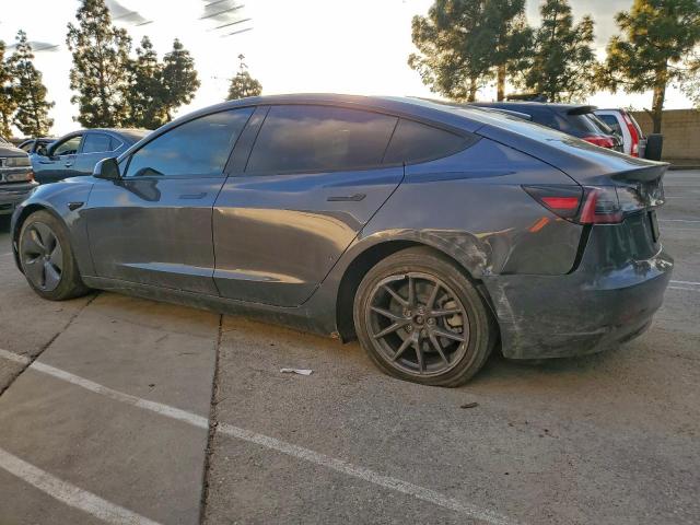 Tesla Model 3 Image 2