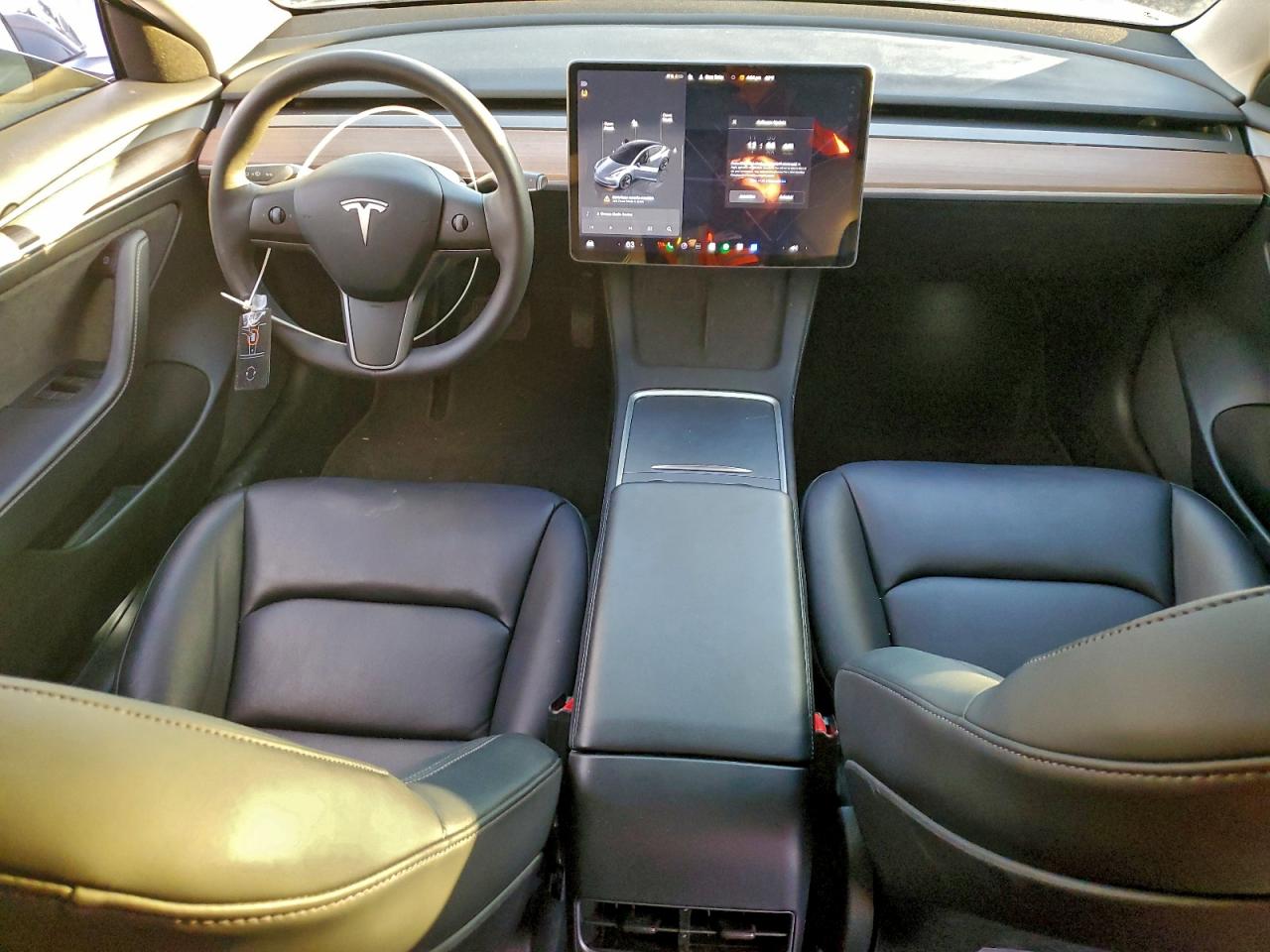 Tesla Model 3 Image 3